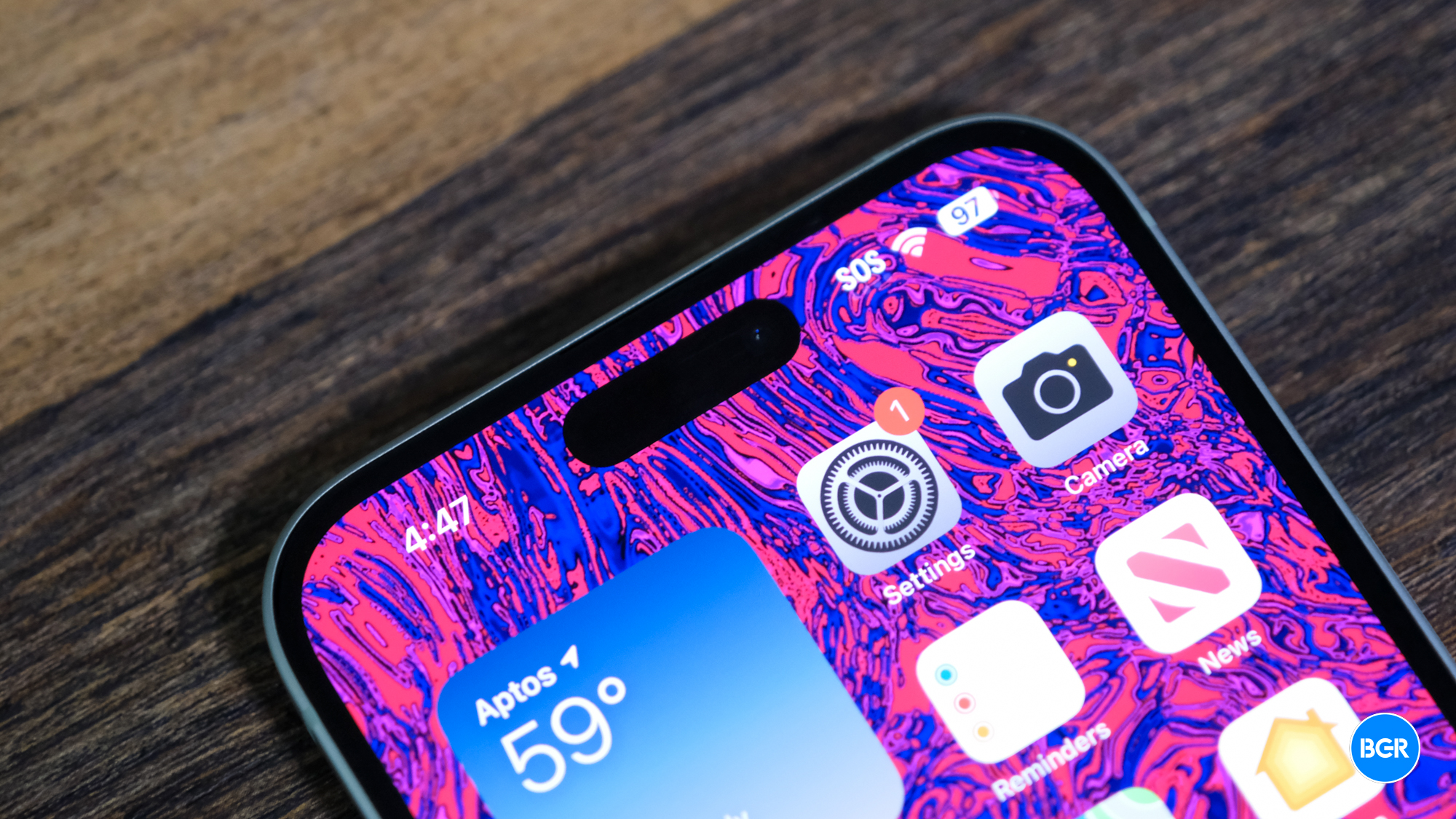 iPhone 17 Pro Max Dynamic Island للحصول على تقنية Face ID المعدنية