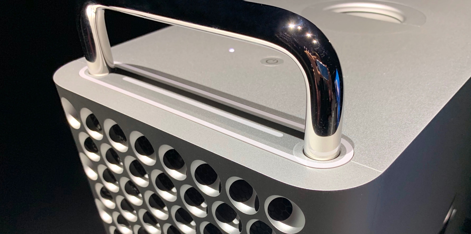 حصل جهاز Mac Pro من Apple على ترقية رئيسية واحدة بعد إطلاق M4 iMac