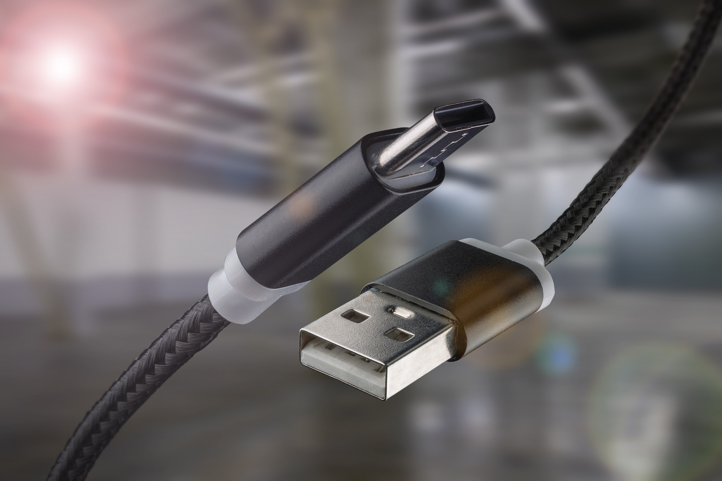 تأتي كابلات USB4 2.0 الأولى في العالم بسرعات جنونية تبلغ 80 جيجابت في الثانية