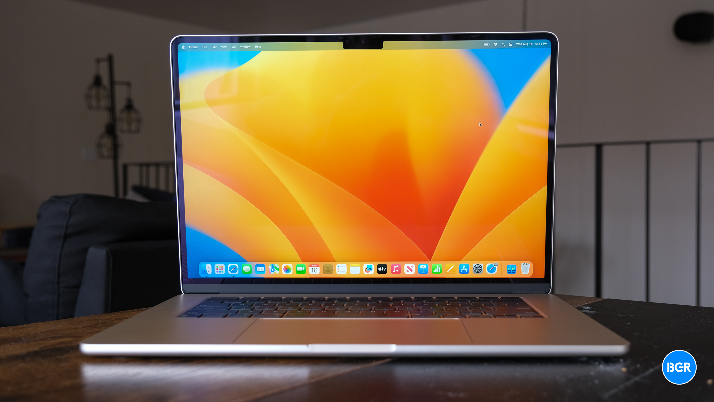 يقول التقرير إن تاريخ إصدار M4 MacBook Air محدد في أوائل عام 2025