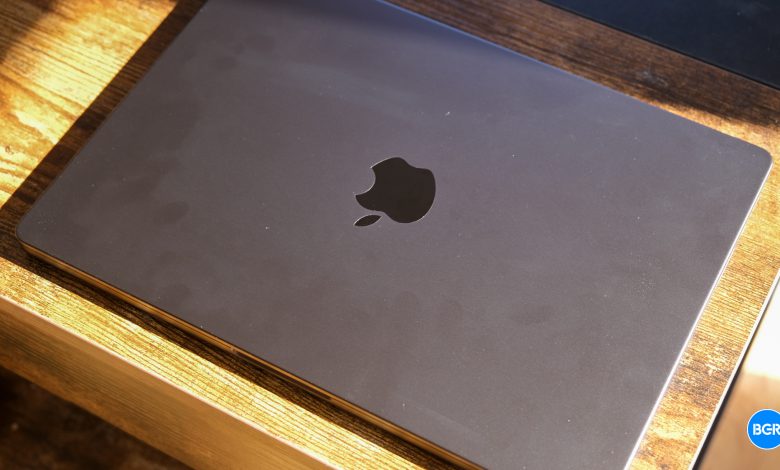 فيديو عملي لجهاز M4 MacBook Pro: المواصفات والمعايير