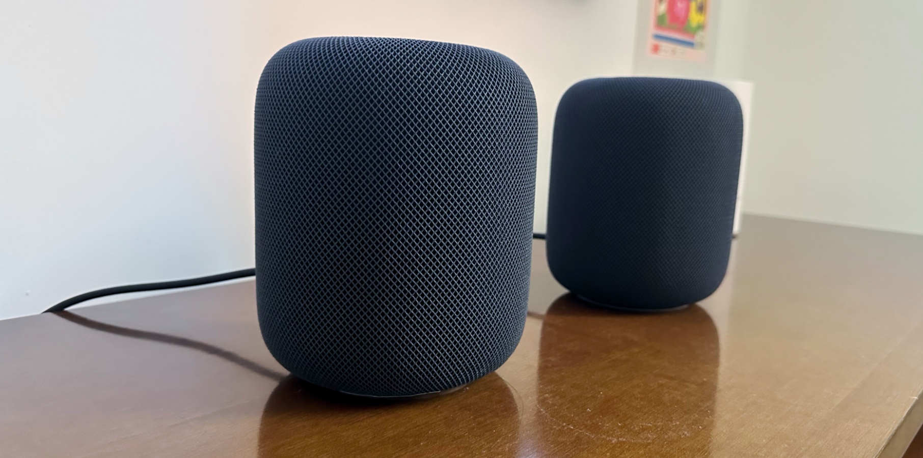 يبدو بالتأكيد أن شركة Apple تستعد لإصدار جهاز HomePod مزود بشاشة يبدو بالتأكيد أن شركة Apple تستعد لإصدار جهاز HomePod مزود بشاشة