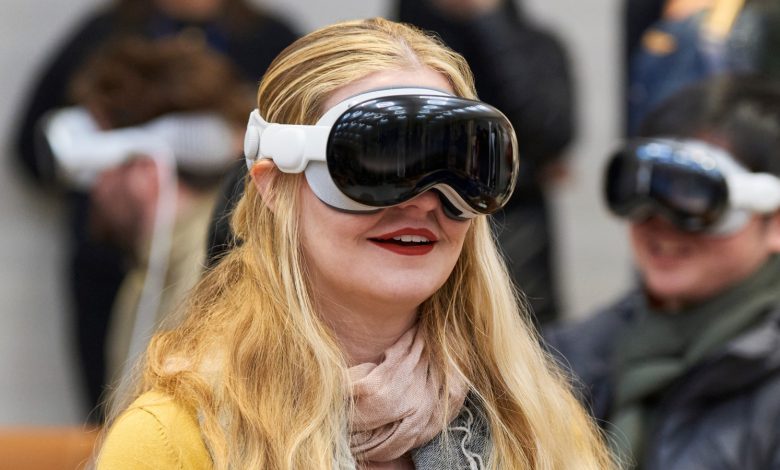 Visionos 2.4 متاح الآن مع Apple Intelligence
