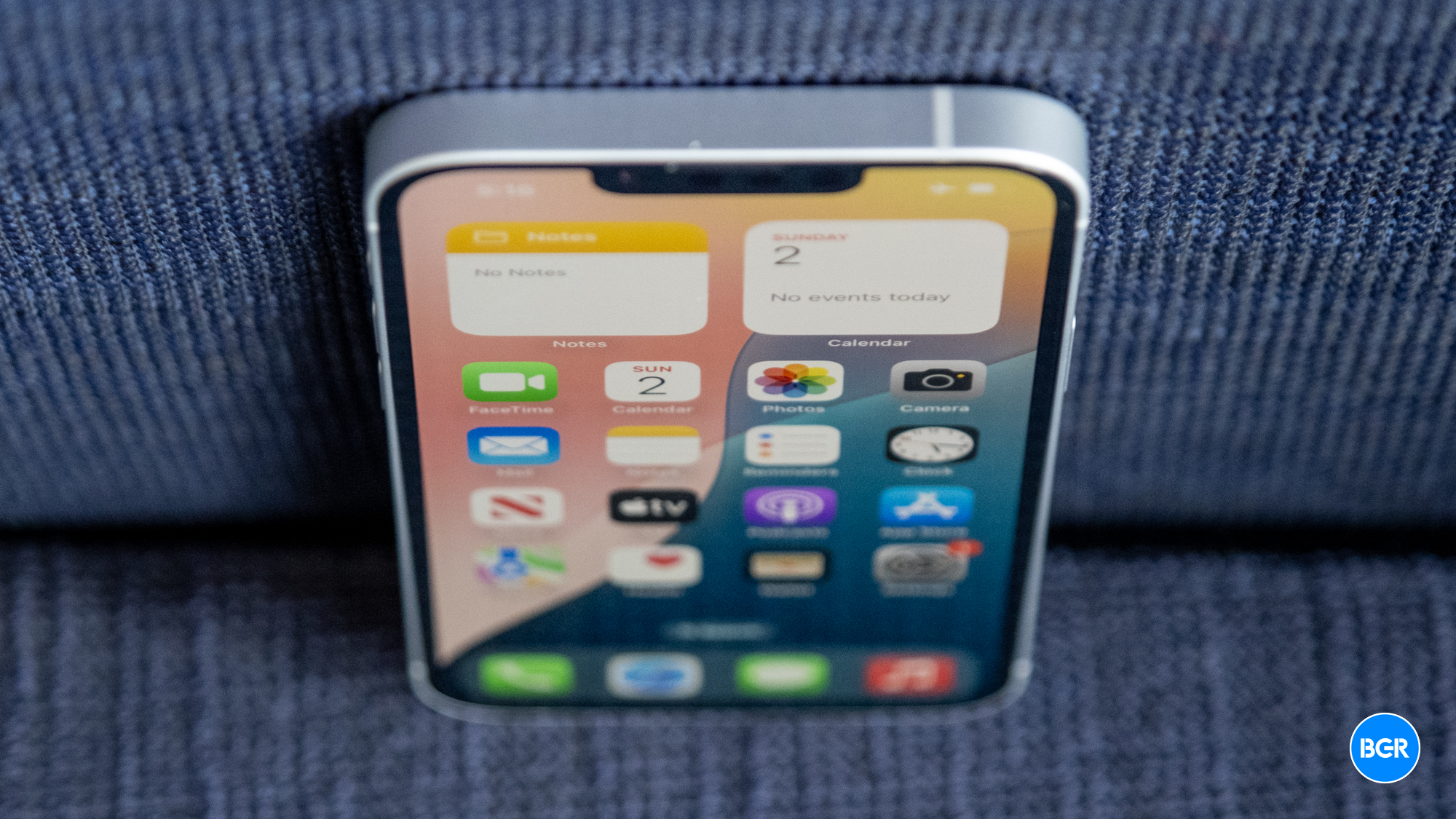 12 جيجابايت من ترقية ذاكرة الوصول العشوائي لاستخبارات Apple 12 جيجابايت من ترقية ذاكرة الوصول العشوائي لاستخبارات Apple