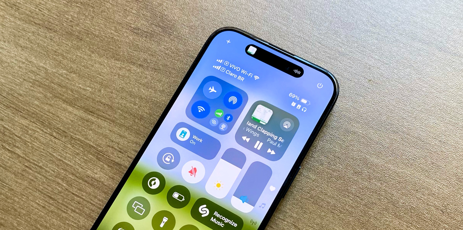 يستغل المتسللون عيوب “محمولة جواً” لاختطاف أجهزة iPhone والمزيد يستغل المتسللون عيوب “محمولة جواً” لاختطاف أجهزة iPhone والمزيد
